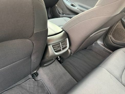 Used 2023 Chevrolet Malibu LT FWD image 19