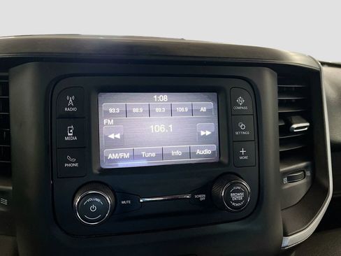 Used 2021 RAM 1500 Big Horn AWD/4WD image 14