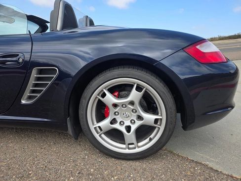 Used 2005 Porsche Boxster S RWD image 33
