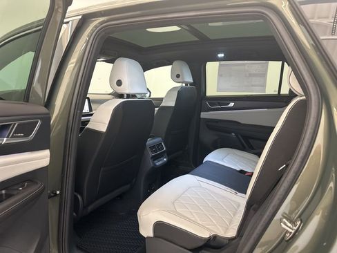 New 2026 Volkswagen Atlas Cross Sport SEL Premium R-Line AWD/4WD image 22
