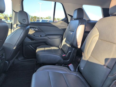 Used 2020 Chevrolet Traverse Premier w/ LPO, Blackout Package image 34