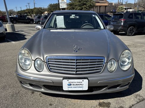 Used 2006 Mercedes-Benz E 320 CDI Sedan image 8