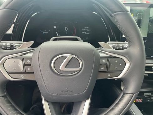 Used 2025 Lexus RX 350 AWD w/ Convenience Package image 16