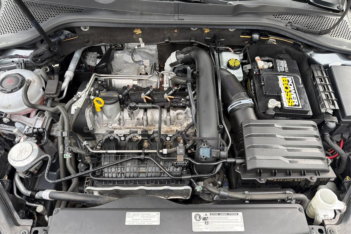 Used 2019 Volkswagen Golf S FWD image 23