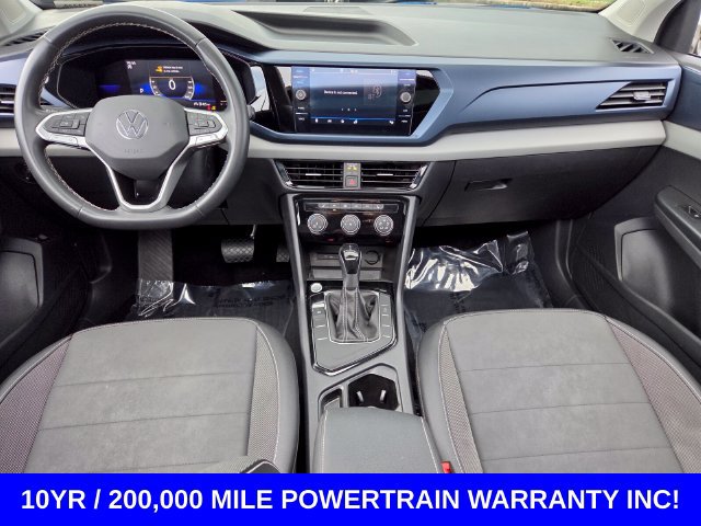 Used 2023 Volkswagen Taos SE w/ Panoramic Sunroof Package FWD image 13