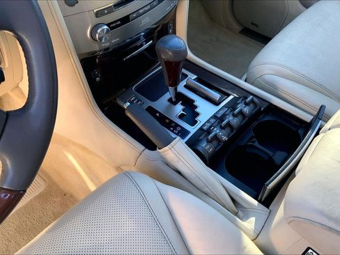 Used 2013 Lexus LX 570 4WD image 15