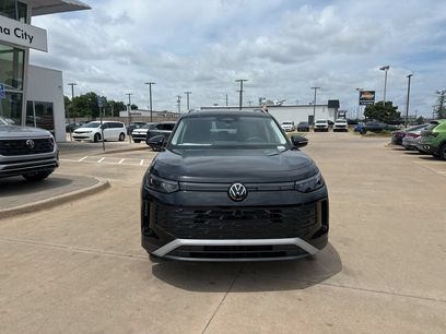 New 2026 Volkswagen Tiguan SE