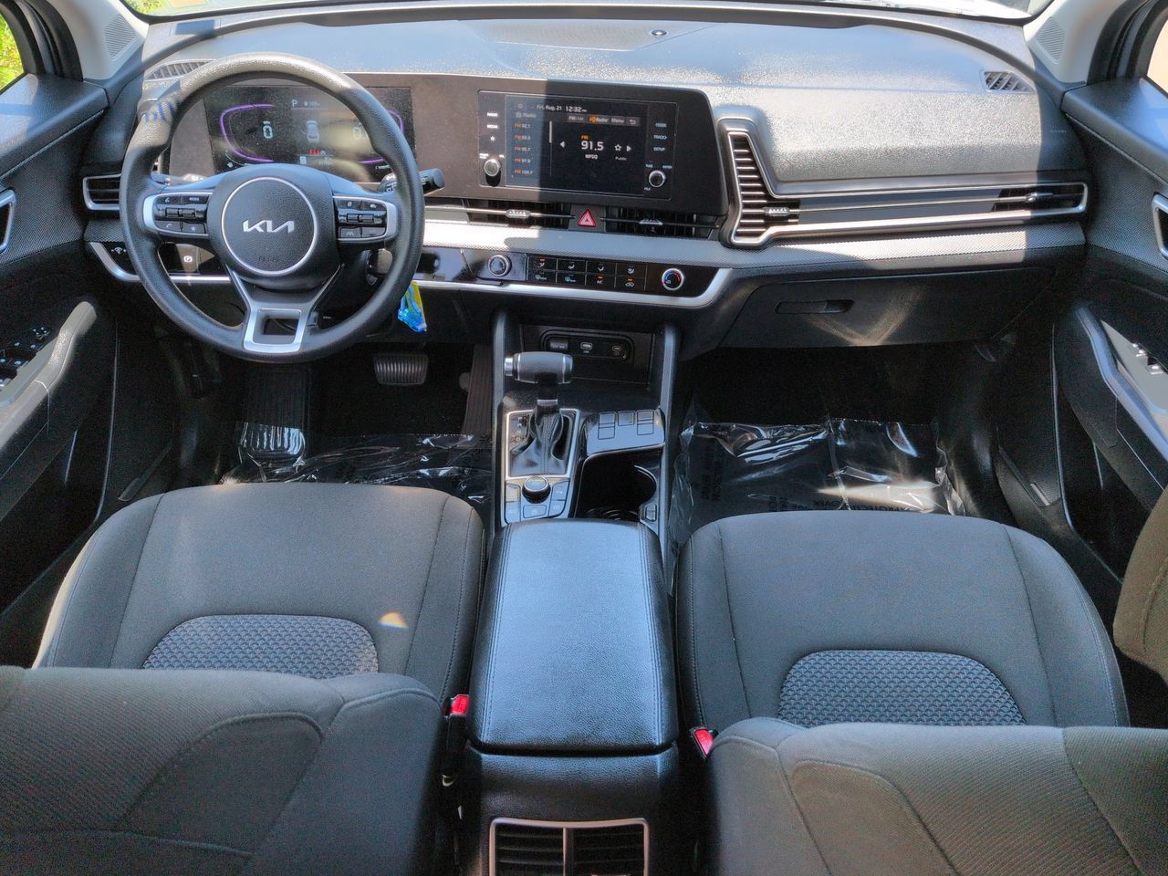 Certified 2025 Kia Sportage LX FWD image 15