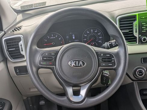 Used 2017 Kia Sportage LX image 12