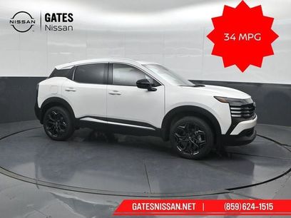 New 2026 Nissan Kicks SR w/ SR Premium Package