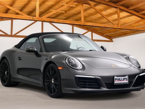 Used 2017 Porsche 911 Carrera image 8