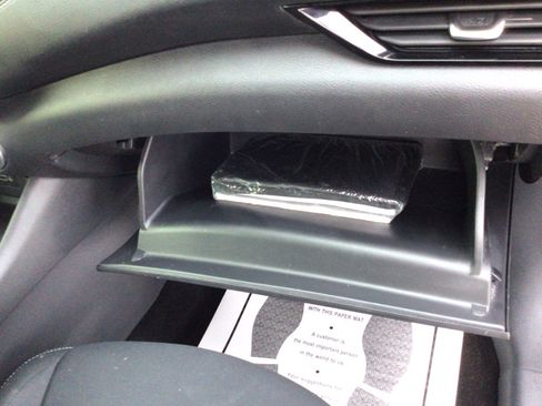 Used 2022 Nissan Sentra SV image 19