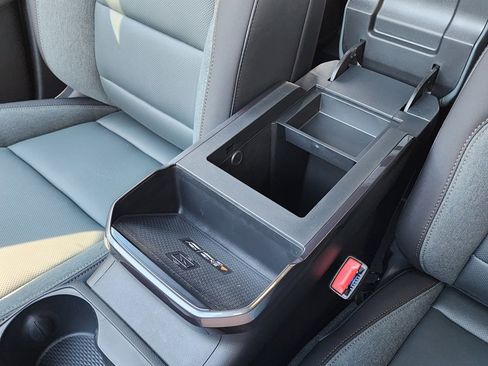 New 2026 GMC Terrain AT4 w/ Convenience Package III image 33