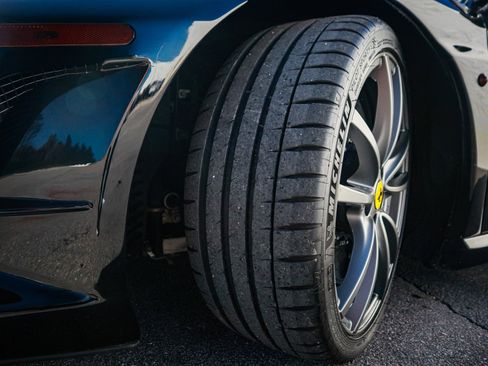 Used 2009 Ferrari F430 Scuderia image 14