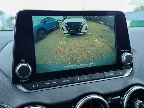 New 2025 Nissan Sentra SV image 4