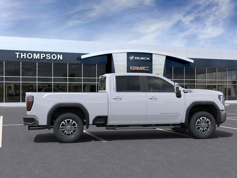 New 2025 GMC Sierra 2500 SLT w/ SLT Premium Package AWD/4WD image 29