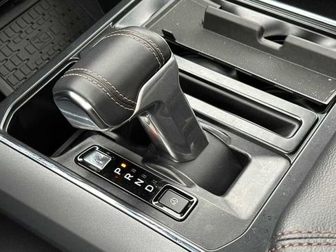 Used 2025 Ford F150 Lightning Lariat image 18