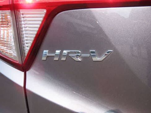 Certified 2019 Honda HR-V LX image 7