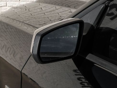 Used 2010 Ford Mustang GT image 32