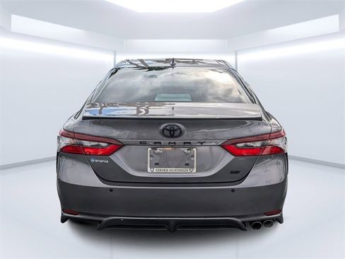 Used 2024 Toyota Camry SE w/ Cold Weather Package image 4