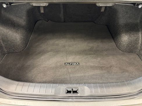 Used 2019 Nissan Altima 2.5 SV image 22