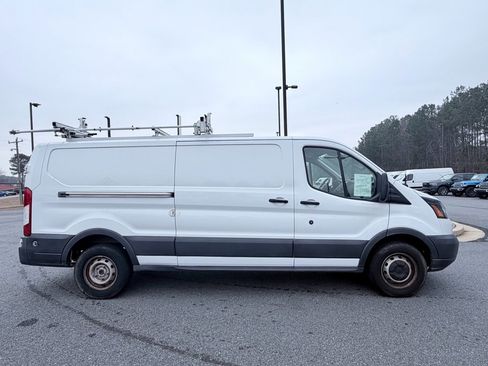 Used 2018 Ford Transit 250 148 Low Roof image 4