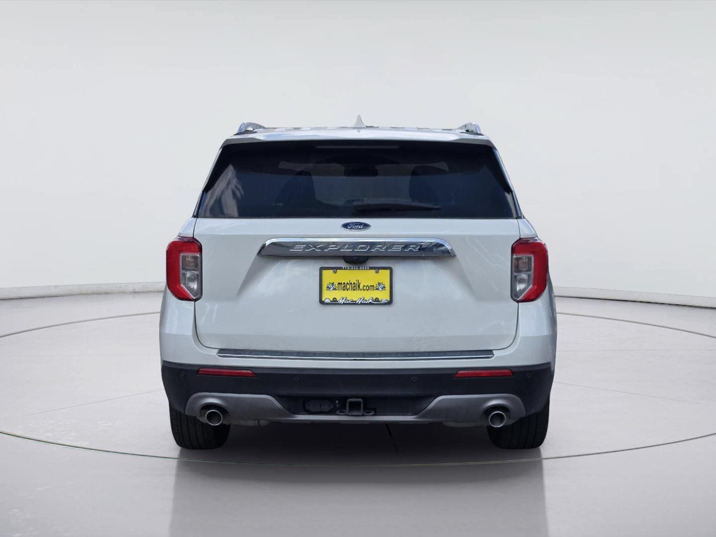 Used 2023 Ford Explorer Limited w/ Equipment Group 301A AWD/4WD image 6