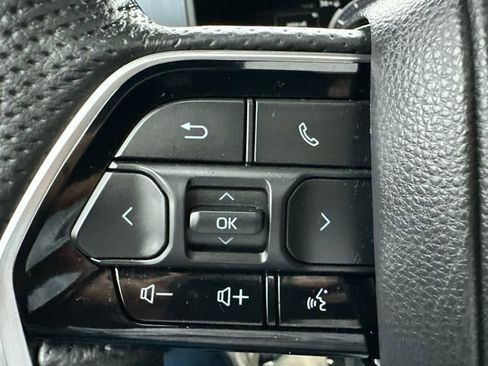 Used 2025 Toyota Tundra Platinum AWD/4WD image 35