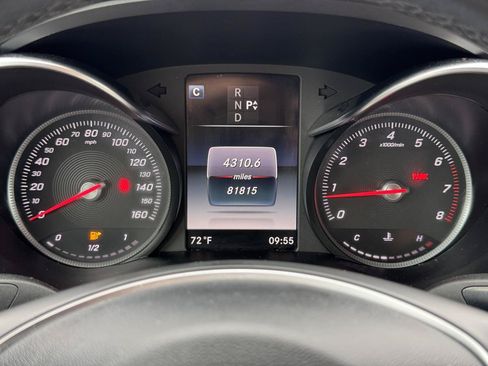 Used 2018 Mercedes-Benz C 300 Sedan w/ Premium Package image 32