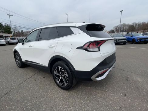 Used 2023 Kia Sportage EX image 6