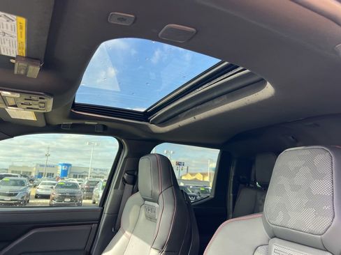 Used 2025 Toyota Tacoma TRD Pro image 12