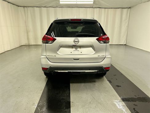 Used 2020 Nissan Rogue SL w/ Premium Package image 22