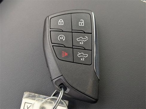 New 2025 GMC Sierra EV Denali image 32