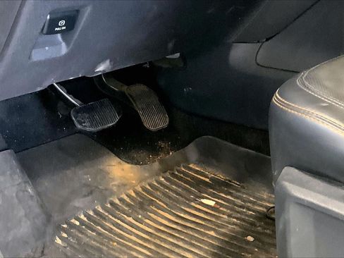 Used 2025 Ford Expedition Tremor AWD/4WD image 22