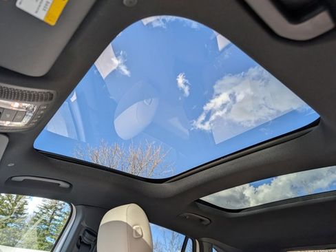 Used 2026 Mercedes-Benz GLA 250 4MATIC image 18