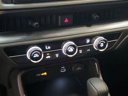 Certified 2025 Honda CR-V LX image 28