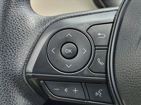 Used 2026 Toyota Corolla LE FWD image 14