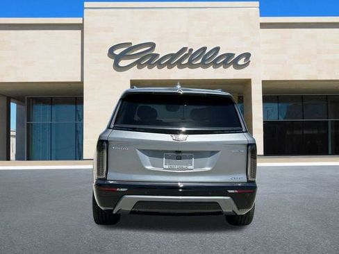 New 2026 Cadillac Vistiq Sport image 4