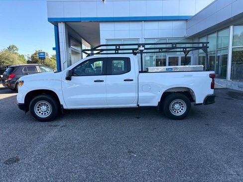 Used 2025 Chevrolet Silverado 1500 W/T w/ Trailering Package RWD image 8