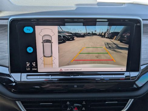 New 2025 Volkswagen Atlas SEL image 20