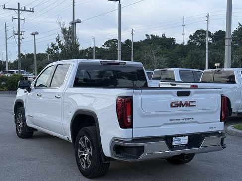 Used 2025 GMC Sierra 1500 SLT RWD image 3
