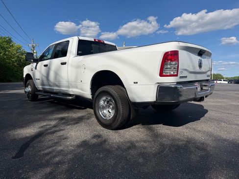 Used 2024 RAM 3500 Big Horn AWD/4WD image 10