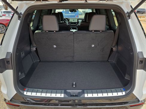 Certified 2026 Lexus TX 500h 500h F SPORT Performance Premi image 12