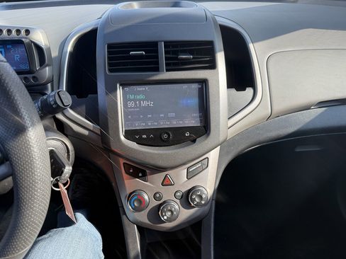 Used 2016 Chevrolet Sonic LT image 19