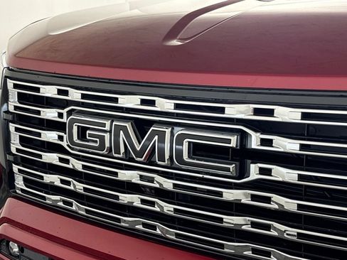 New 2026 GMC Canyon Denali w/ LPO, Black Badging Package AWD/4WD image 35