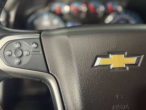 Used 2016 Chevrolet Suburban LT AWD/4WD image 33