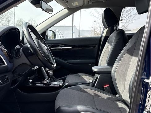 Used 2022 Kia Seltos Nightfall Edition image 12
