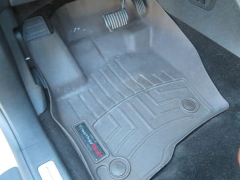 Used 2017 Lincoln MKX Reserve w/ Driver Assistance Package image 14