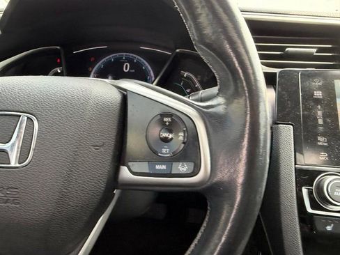 Used 2017 Honda Civic Touring image 11