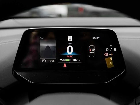 New 2026 Volkswagen ID.4 Pro image 8